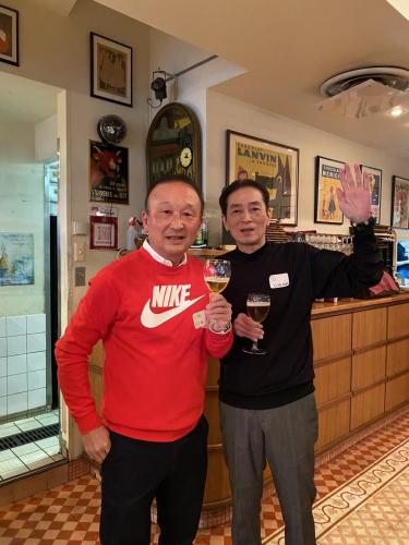 4EBD446E-EC9B-4B34-A107-57E29729C626 0