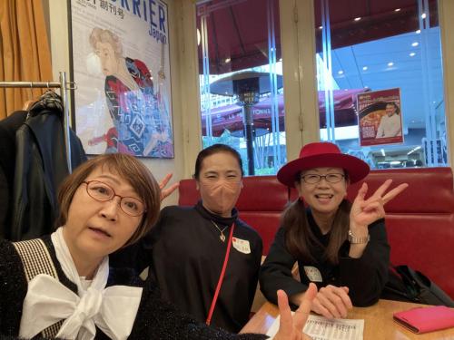 6130C21D-7865-4FCE-A7FF-04CDFD896FEF 0