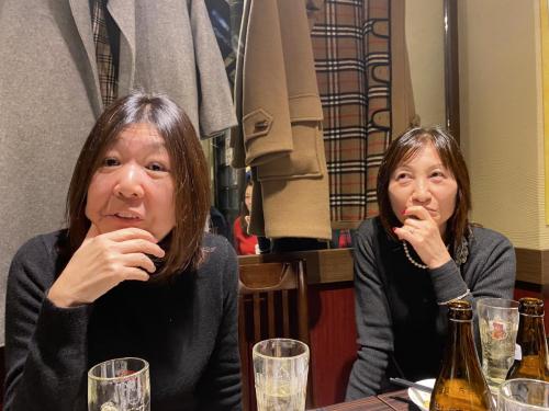 D35C1D1F-7BC9-4E72-85D9-5CAB956CA2B1 0